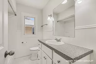 1335 Johnston St SE, Grand Rapids, MI 49507 - Photo 9