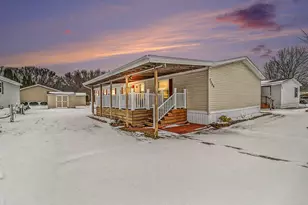 7299 White Swan Ln, Ludington, MI 49431 - Photo 17