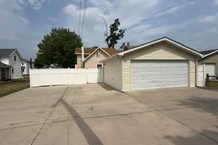 117 N 3rd Ave, Big Rapids, MI 49307 - Photo 3