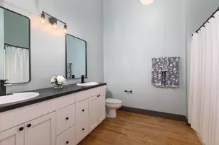 600 Broadway Ave NW, Grand Rapids, MI 49504 - Photo 29