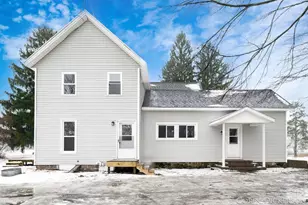 5306 W Carson City Rd, Greenville, MI 48838 - Photo 5