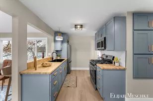 10463 Poplar Dr NE, Rockford, MI 49341 - Photo 11