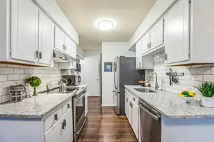 2940 Roundtree Blvd, Ypsilanti, MI 48197 - Photo 9