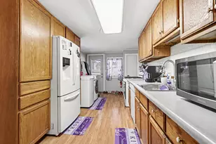 702 S Davis St, Vicksburg, MI 49097 - Photo 9