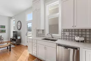 242 Cavelier Ave, Saint Joseph, MI 49085 - Photo 21