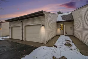 2671 Stonebluff Dr SW, Wyoming, MI 49519 - Photo 1