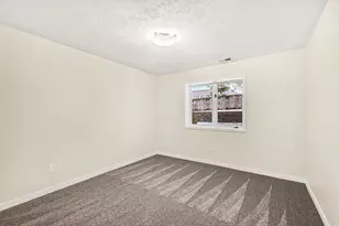 2671 Stonebluff Dr SW, Wyoming, MI 49519 - Photo 17