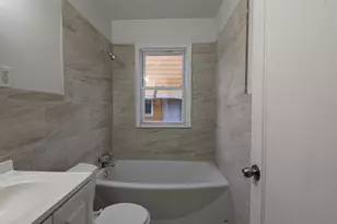 305 S South W, Pontiac, MI 48341 - Photo 11