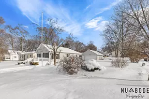 1728 Ira Ave NW, Grand Rapids, MI 49504 - Photo 37
