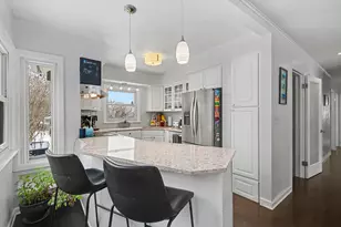 2907 Cascade Rd SE, Grand Rapids, MI 49506 - Photo 5