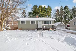 1105 S Eaton St, Albion, MI 49224 - Photo 3