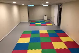 924 E Windemere Ave, Royal Oak, MI 48073 - Photo 21