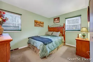 1053 S Livingston St, Whitehall, MI 49461 - Photo 7