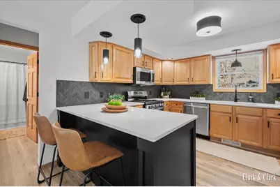 992 N Washington Street SE, Lowell, MI 49331 - Photo 5