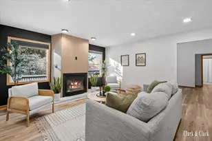 992 N Washington Street SE, Lowell, MI 49331 - Photo 3