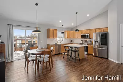 4121 Savannah Court SW, Grandville, MI 49418 - Photo 5