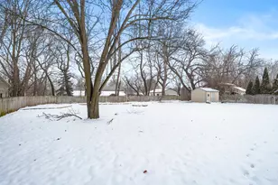 3733 Starchief Dr, Kalamazoo, MI 49048 - Photo 33