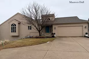 1554 E Harbour Towne Cir, Muskegon, MI 49441 - Photo 27