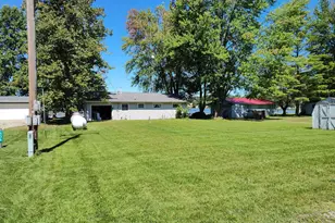 538 Fallen Oaks Dr, Coldwater, MI 49036 - Photo 3