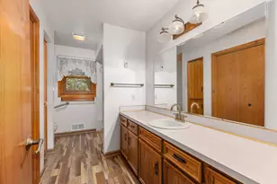 2864 S Wentward Ct, Hudsonville, MI 49426 - Photo 11