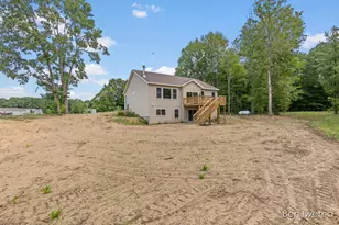 9026 Weston Dr, Coopersville, MI 49404 - Photo 37