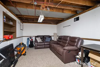 450 Kenwood Street NE, Grand Rapids, MI 49505 - Photo 25