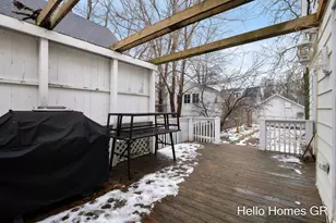 450 Kenwood Street NE, Grand Rapids, MI 49505 - Photo 31