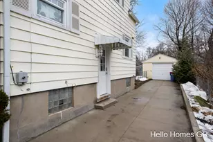 450 Kenwood Street NE, Grand Rapids, MI 49505 - Photo 3