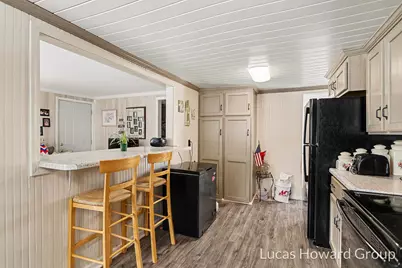 559 N Madison Street, Marshall, MI 49068 - Photo 9