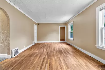 1047 Eastern Avenue NE, Grand Rapids, MI 49503 - Photo 7