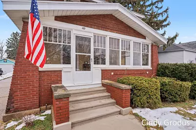 49 W Main Avenue, Zeeland, MI 49464 - Photo 5