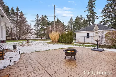 49 W Main Avenue, Zeeland, MI 49464 - Photo 43