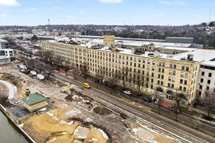 940 Monroe Ave NW, Grand Rapids, MI 49503 - Photo 21