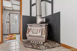 1996 W 32nd St, Holland, MI 49423 - Photo 35