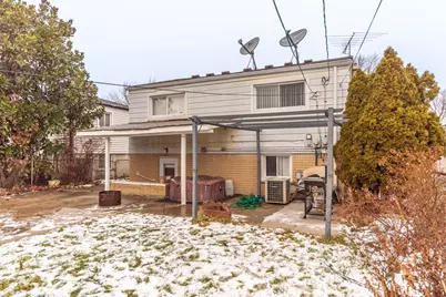 24345 Hanover Street, Dearborn Heights, MI 48125 - Photo 7