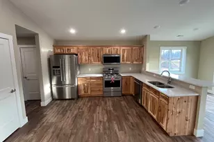 280 10th St, Lakeview, MI 48850 - Photo 3