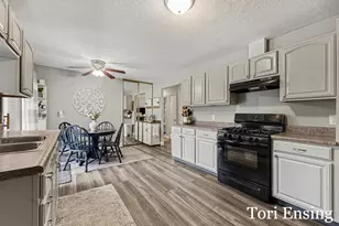 1743 Matilda St NE, Grand Rapids, MI 49503 - Photo 9