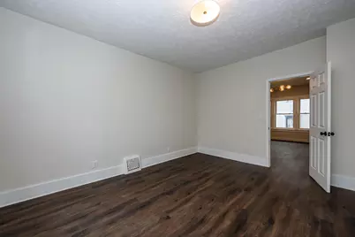 575 Cass Street, Benton Harbor, MI 49022 - Photo 15