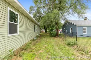 902 N York St, Belding, MI 48809 - Photo 37