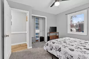 1950 Garret Dr NE, Grand Rapids, MI 49525 - Photo 23