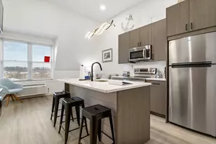 532 Dyckman Ave, South Haven, MI 49090 - Photo 3