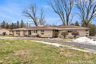 296 Henry St, Coopersville, MI 49404 - Photo 3
