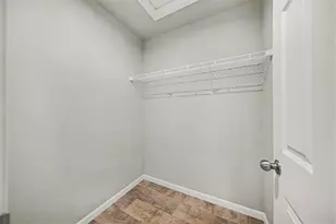 2520 Wood Ridge Dr, Adrian, MI 49221 - Photo 17