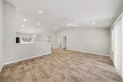 2520 Woodridge Drive, Adrian, MI 49221 - Photo 9