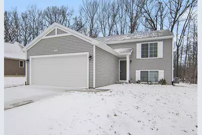 2520 Woodridge Drive, Adrian, MI 49221 - Photo 1