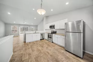 2520 Wood Ridge Dr, Adrian, MI 49221 - Photo 11