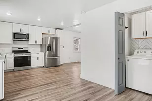 516 Catherine St, Otsego, MI 49078 - Photo 9