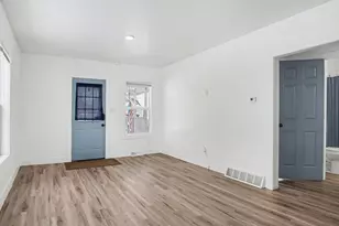 516 Catherine St, Otsego, MI 49078 - Photo 5