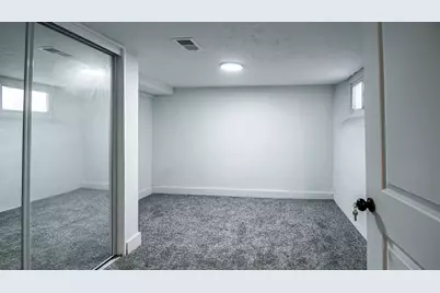 1222 Wealthy Street SE, Grand Rapids, MI 49506 - Photo 27