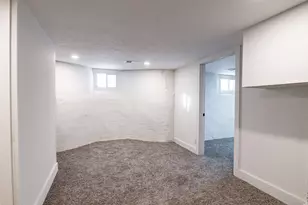 1222 Wealthy St SE, Grand Rapids, MI 49506 - Photo 23